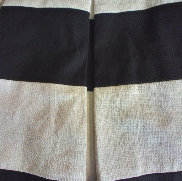 Boden 100% Cotton Black and White Striped Pleated  Women's Skirt Size 6P Party - Picture 6 of 7